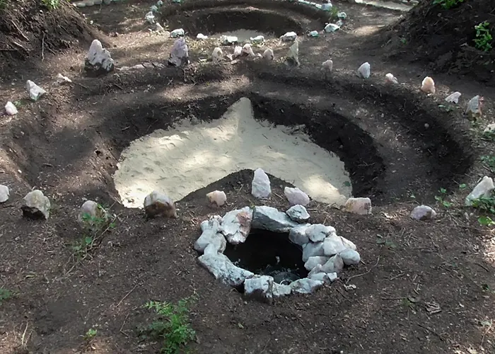 Tienda De Campana En Ecoaldea Vegana Espiral En Plena Naturaleza Con Comida Y Cena Incluida *