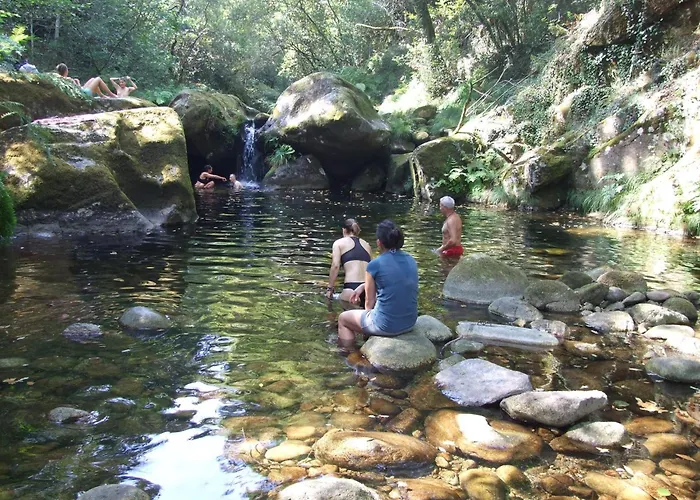 Tienda De Campana En Ecoaldea Vegana Espiral En Plena Naturaleza Con Comida Y Cena Incluida Роскошный шатер Passos (Braga)